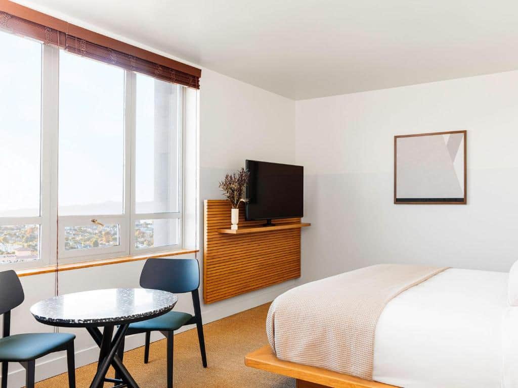 Hotel June Los Angeles
