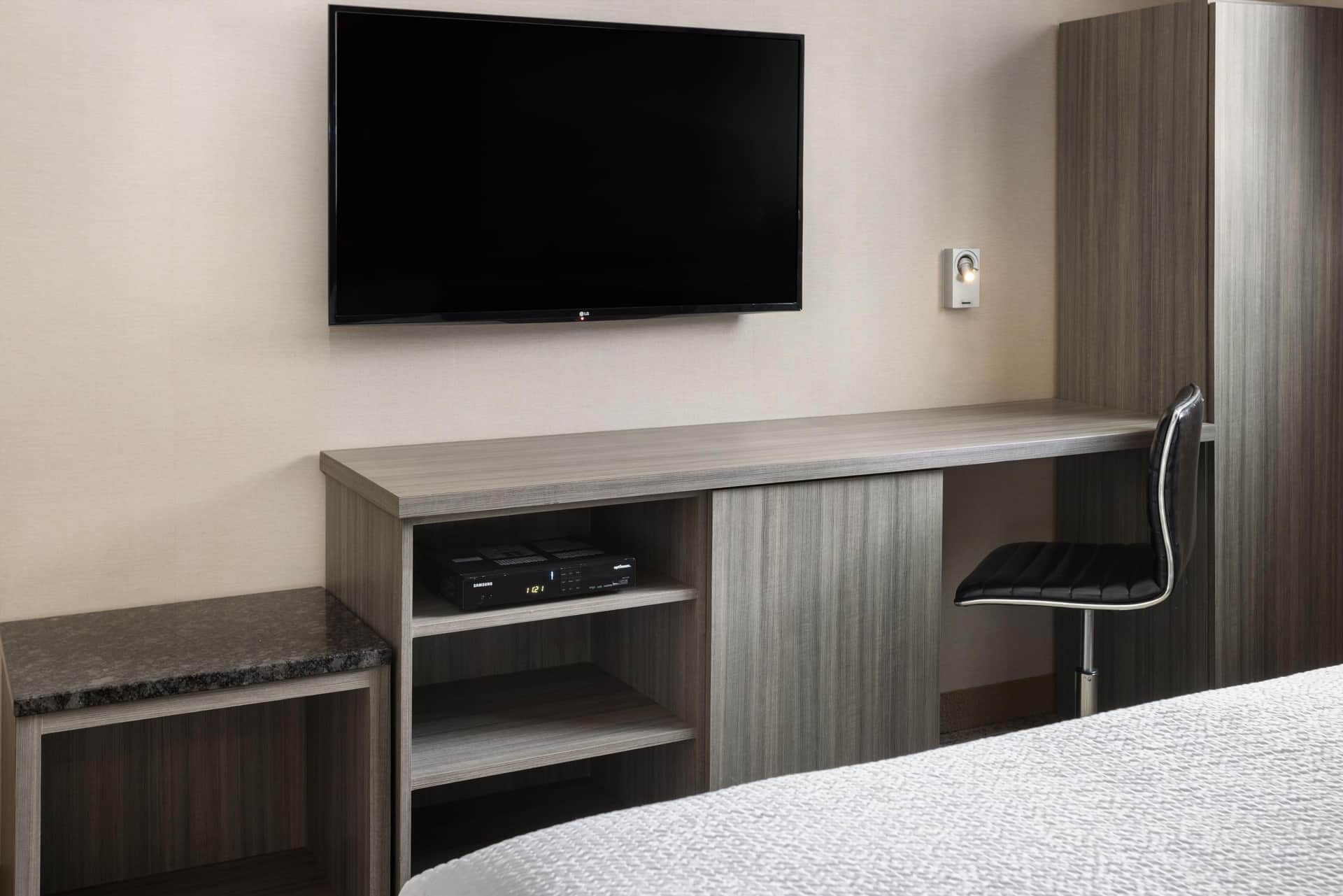 Ramada by Wyndham Bronx