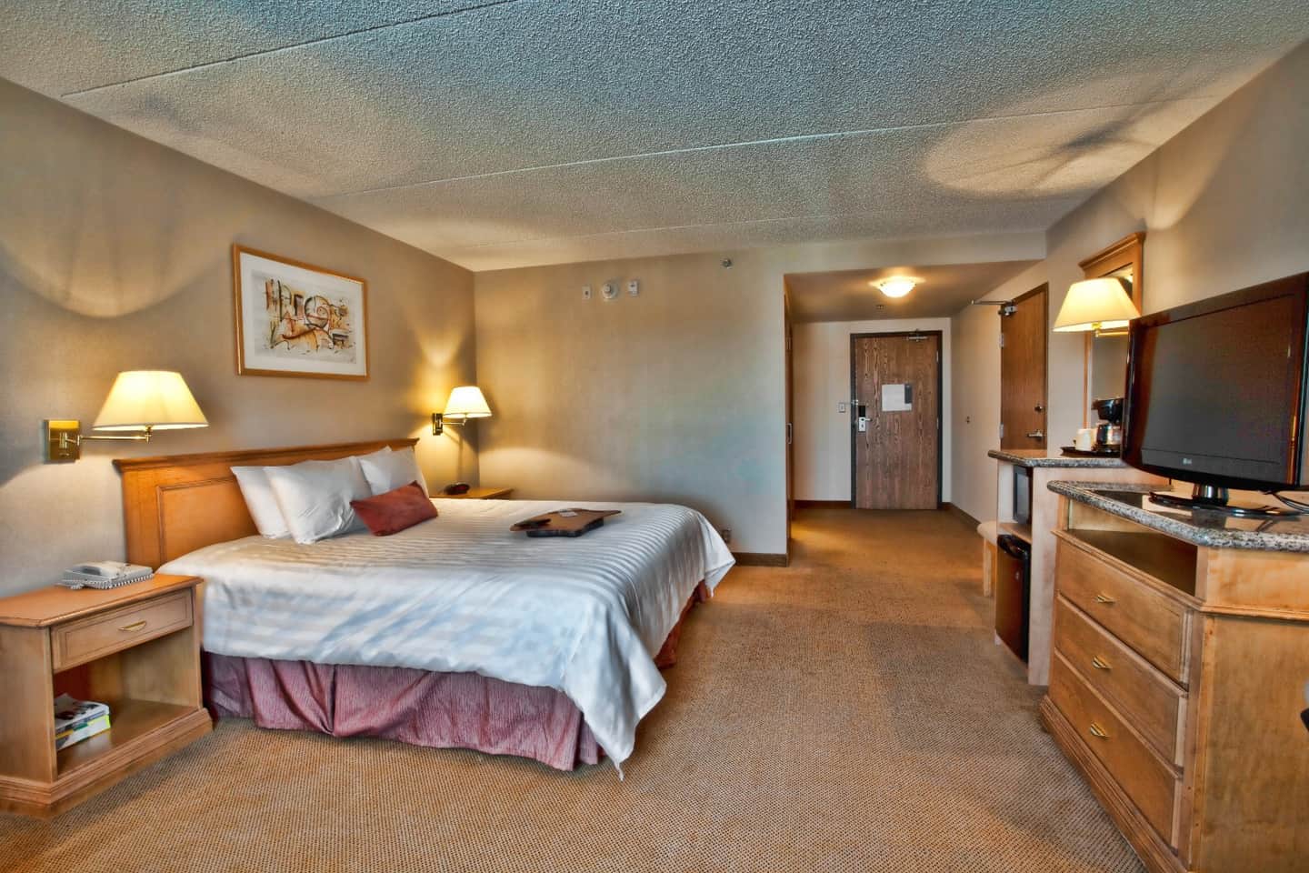 Humphry Inn & Suites