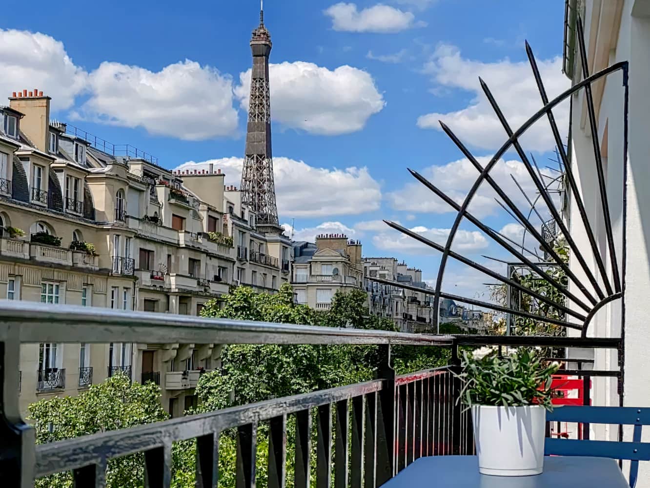 Le Cercle Tour Eiffel