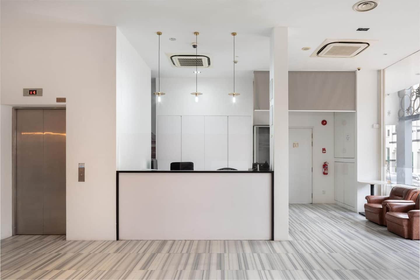 Lion Peak Dickson Hotel