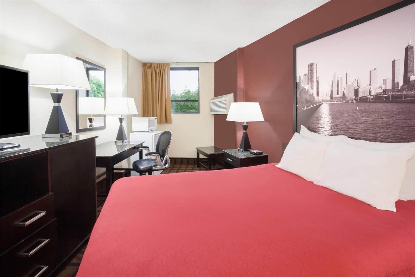 Super 8 by Wyndham Chicago IL