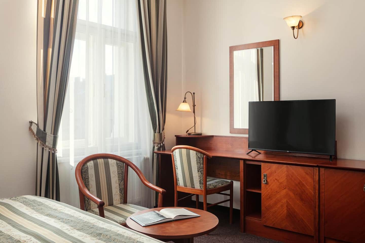 Amigo City Centre Hotel