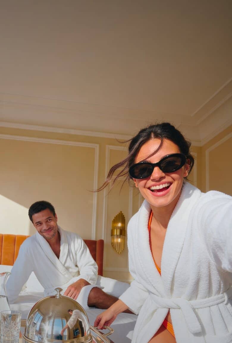 Dayuse hero background