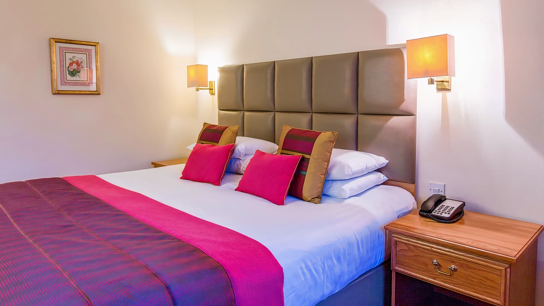 Bridgewood Manor Hotel