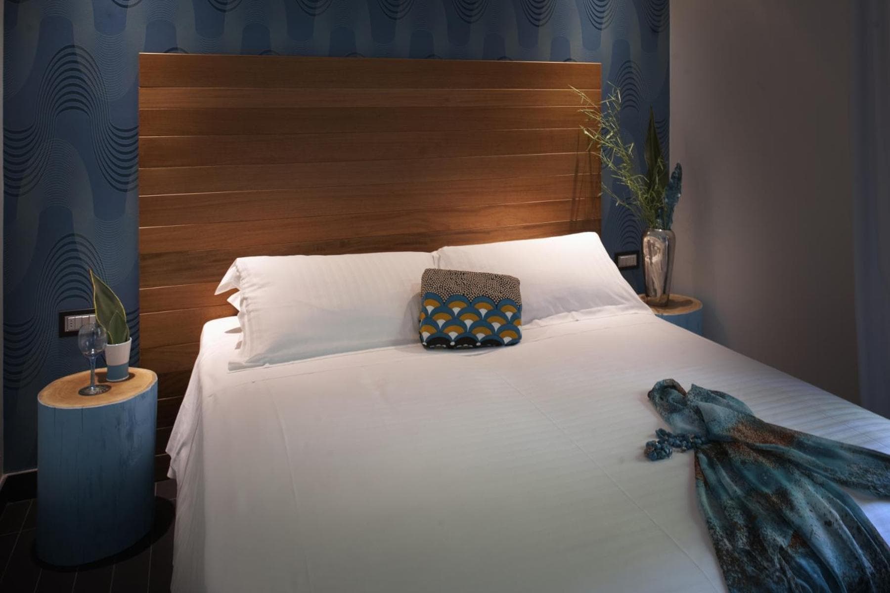 Q HOTEL