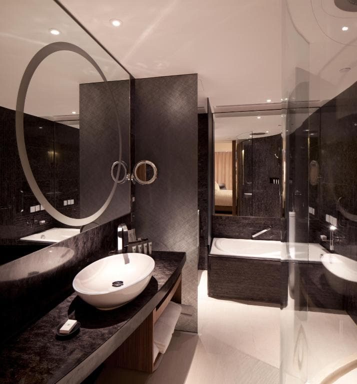 HOTEL ICON