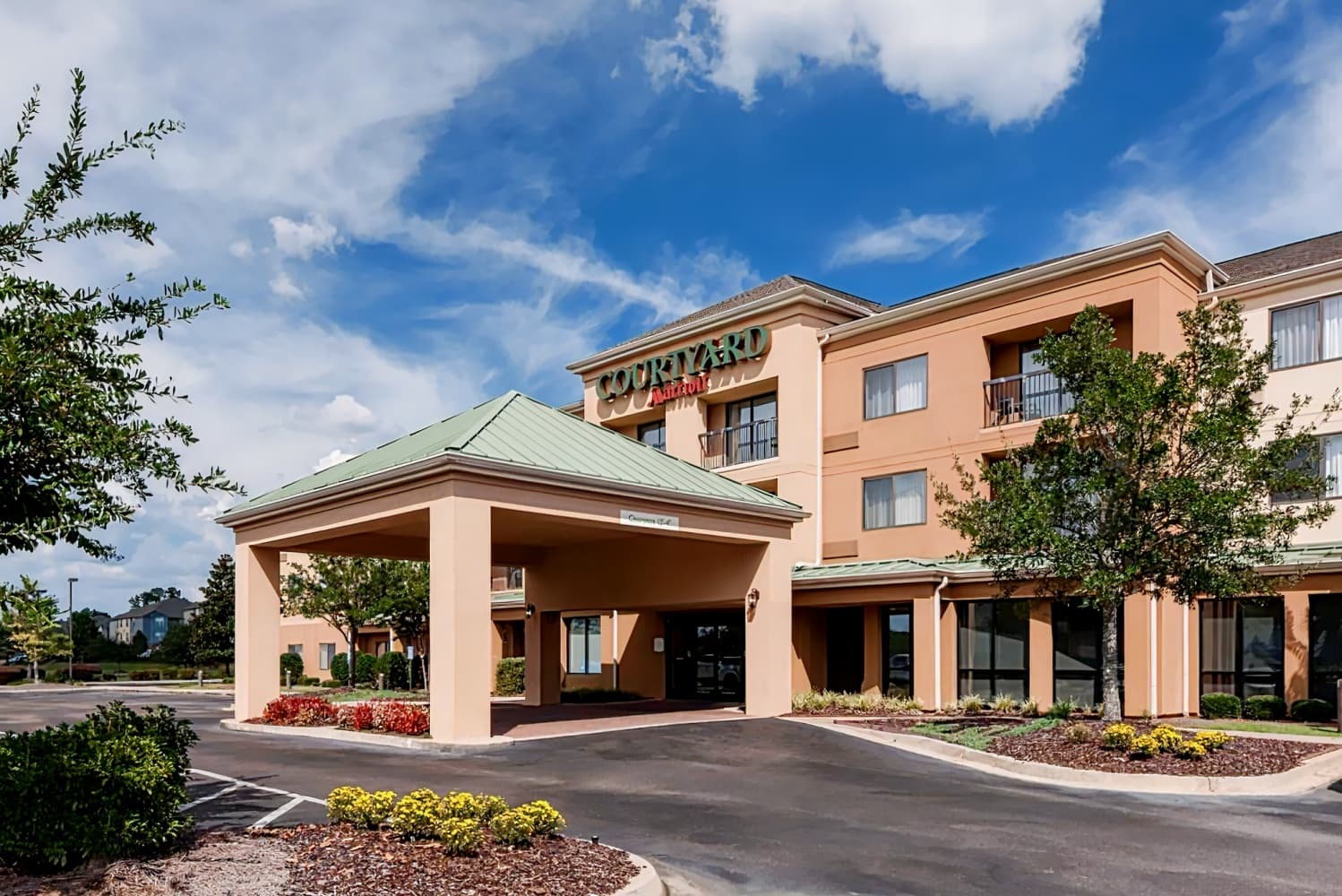 Courtyard Hattiesburg