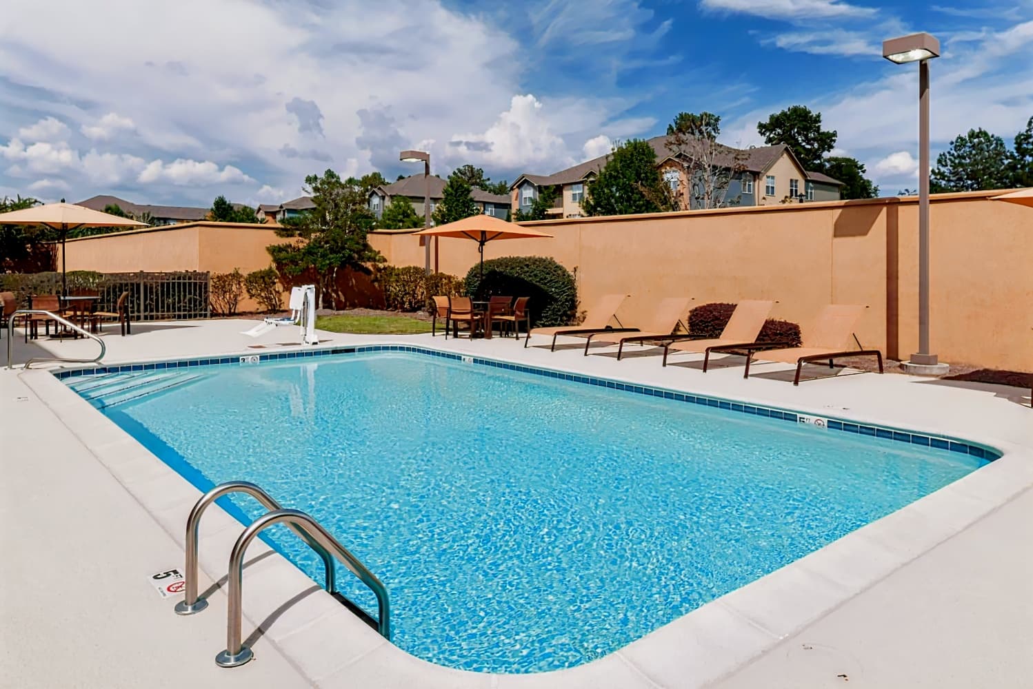 Courtyard Hattiesburg
