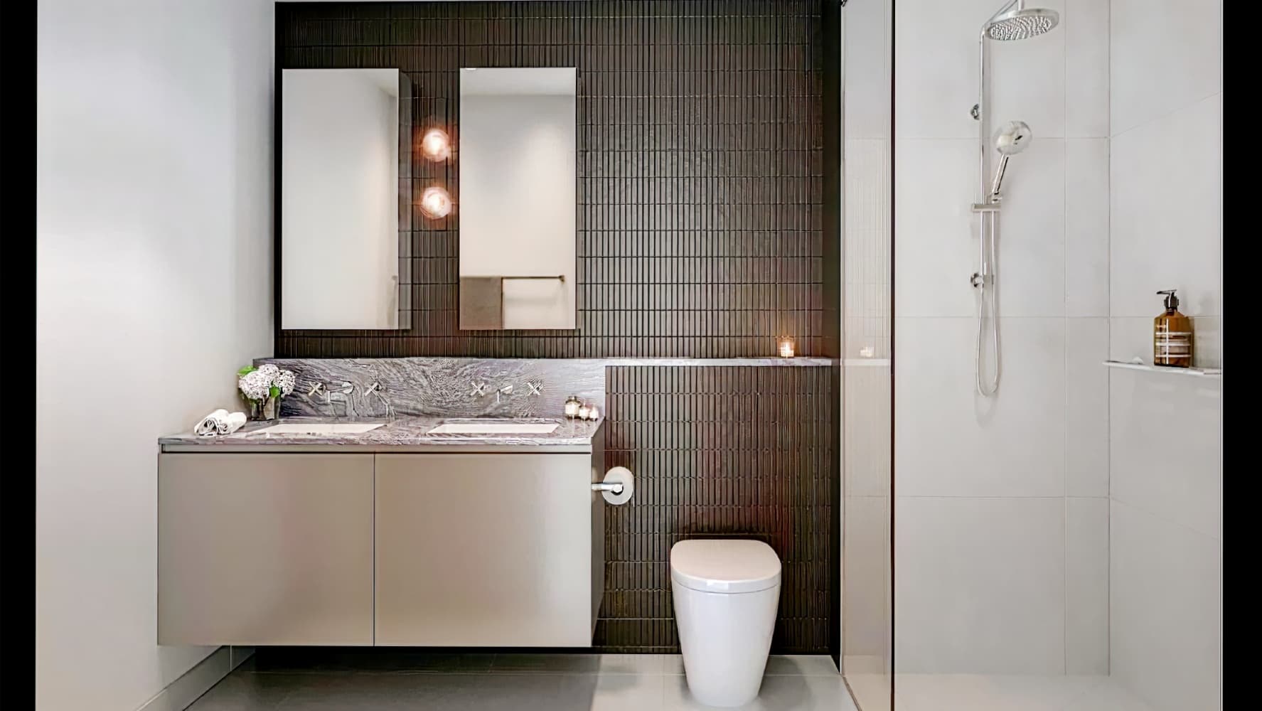 Oros Hotel and Apartments