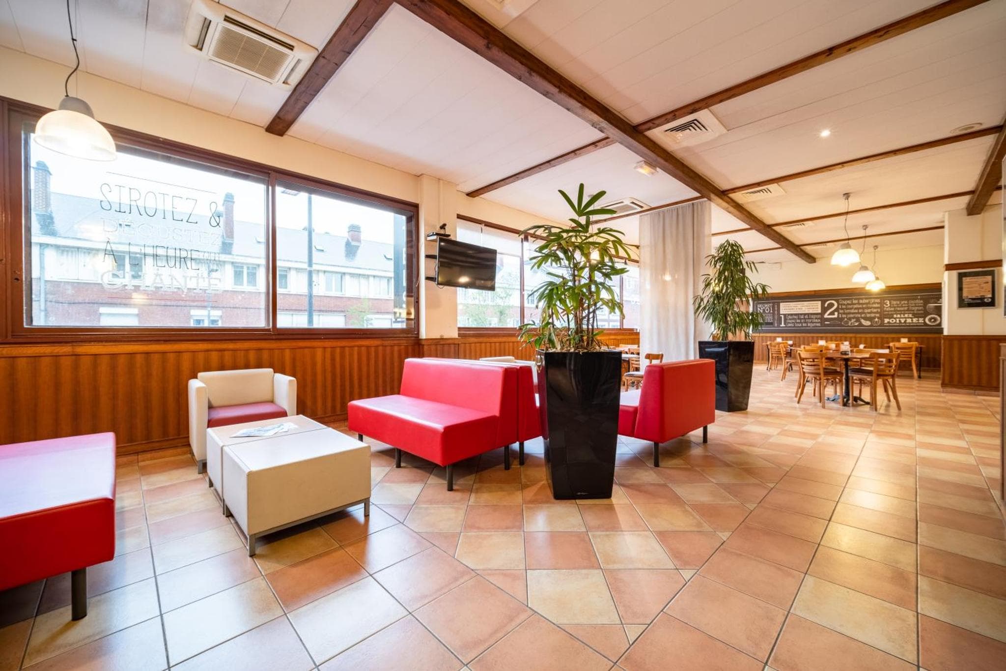 B&B HOTEL Amiens Centre Cathédrale