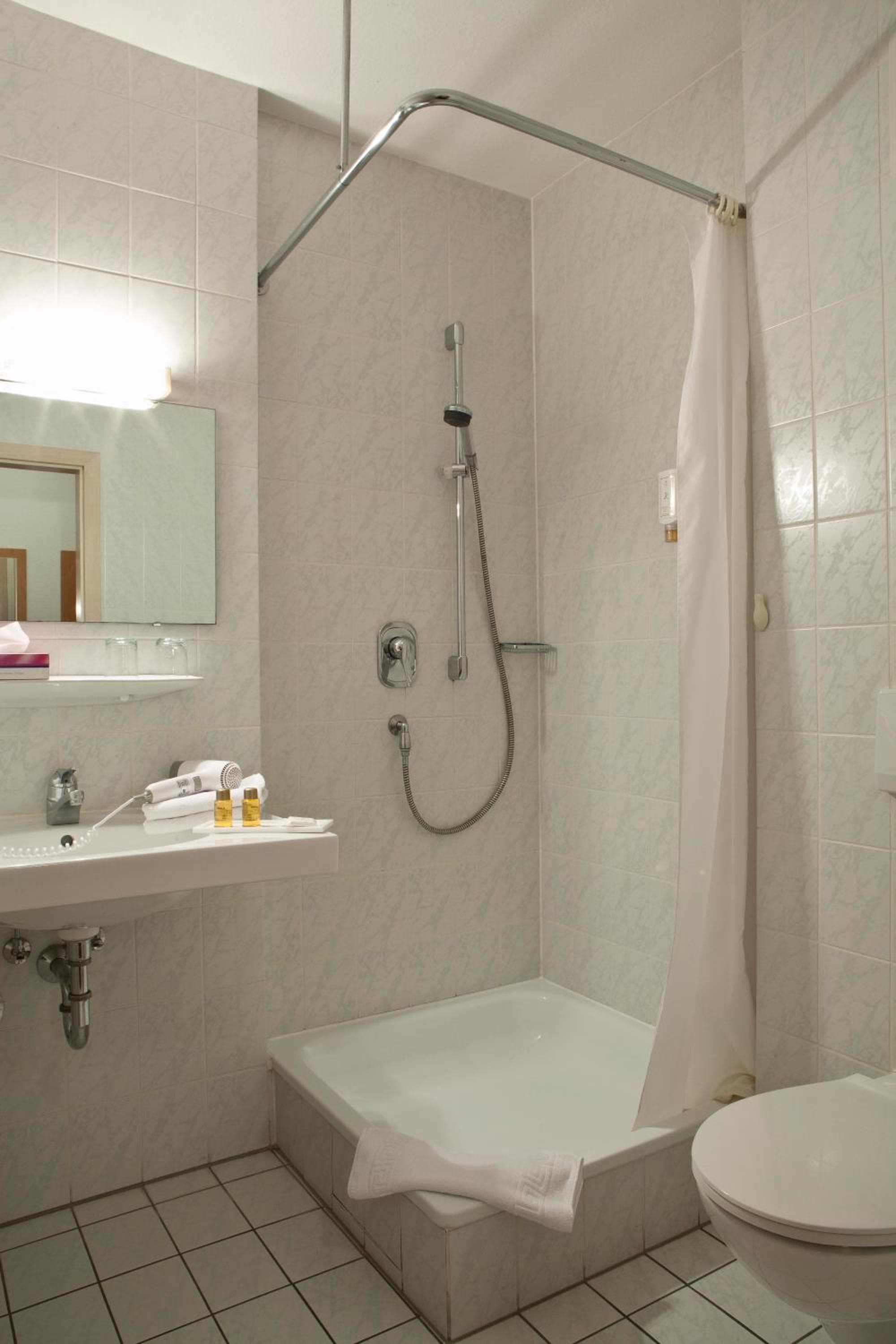 Airport Hotel Stetten