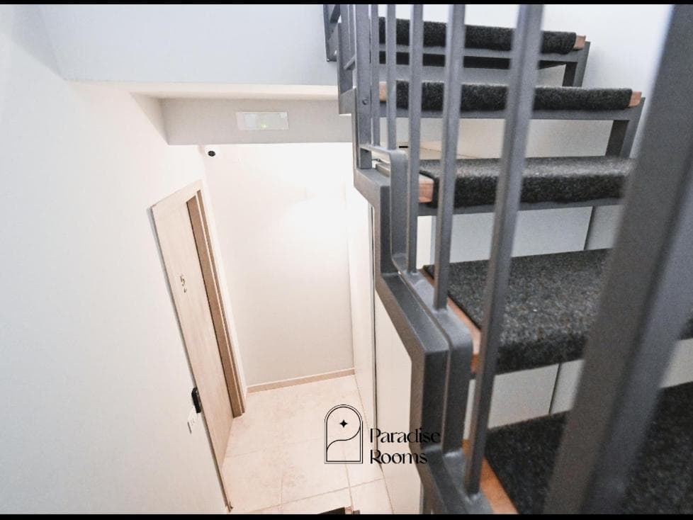 Hotel Paradise Rooms