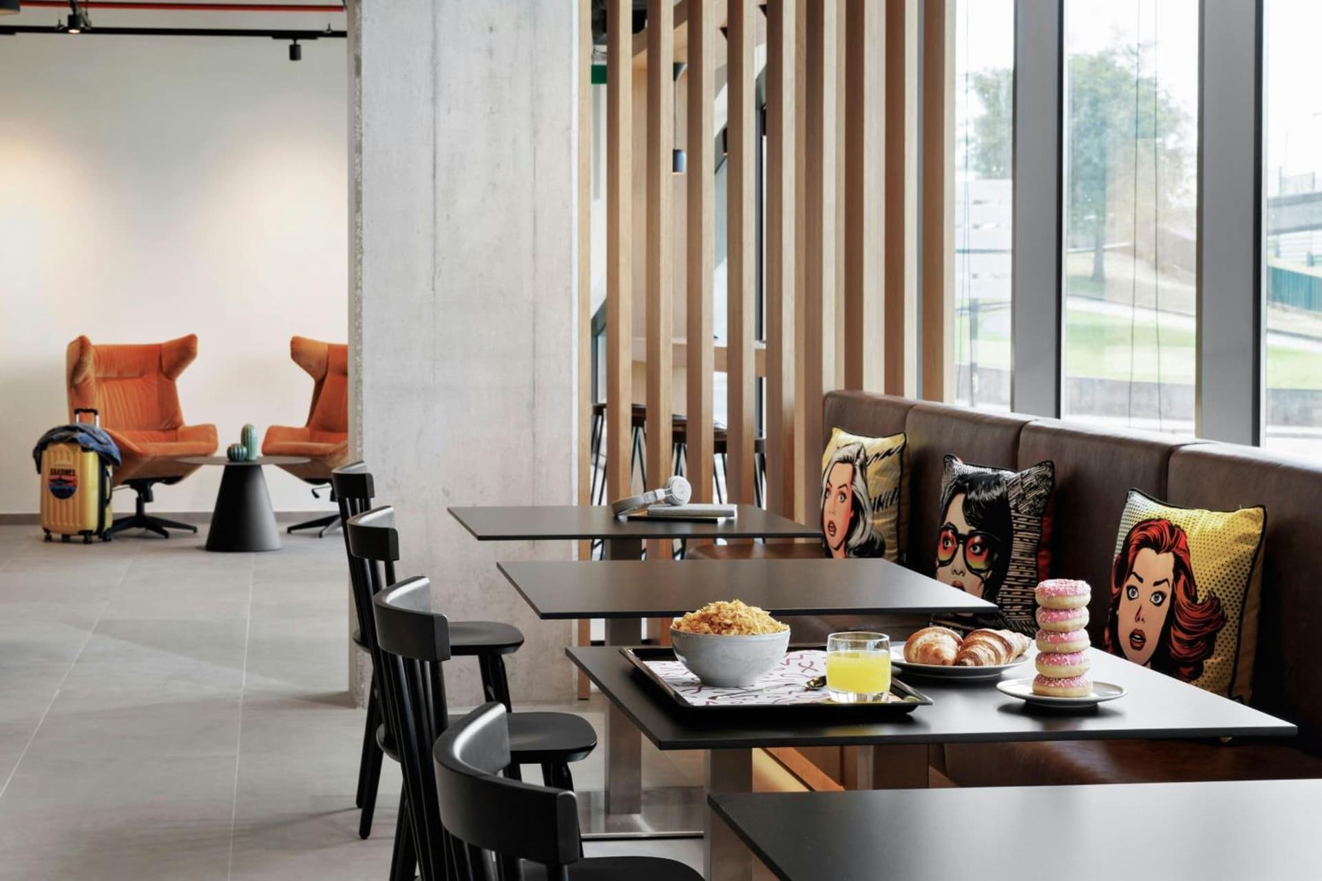 Moxy Alfragide Lisboa