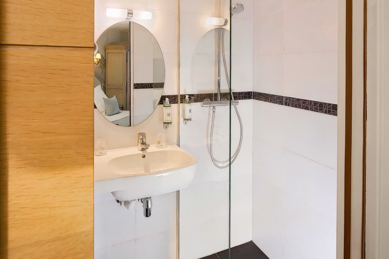 Hôtel Plaza Elysées