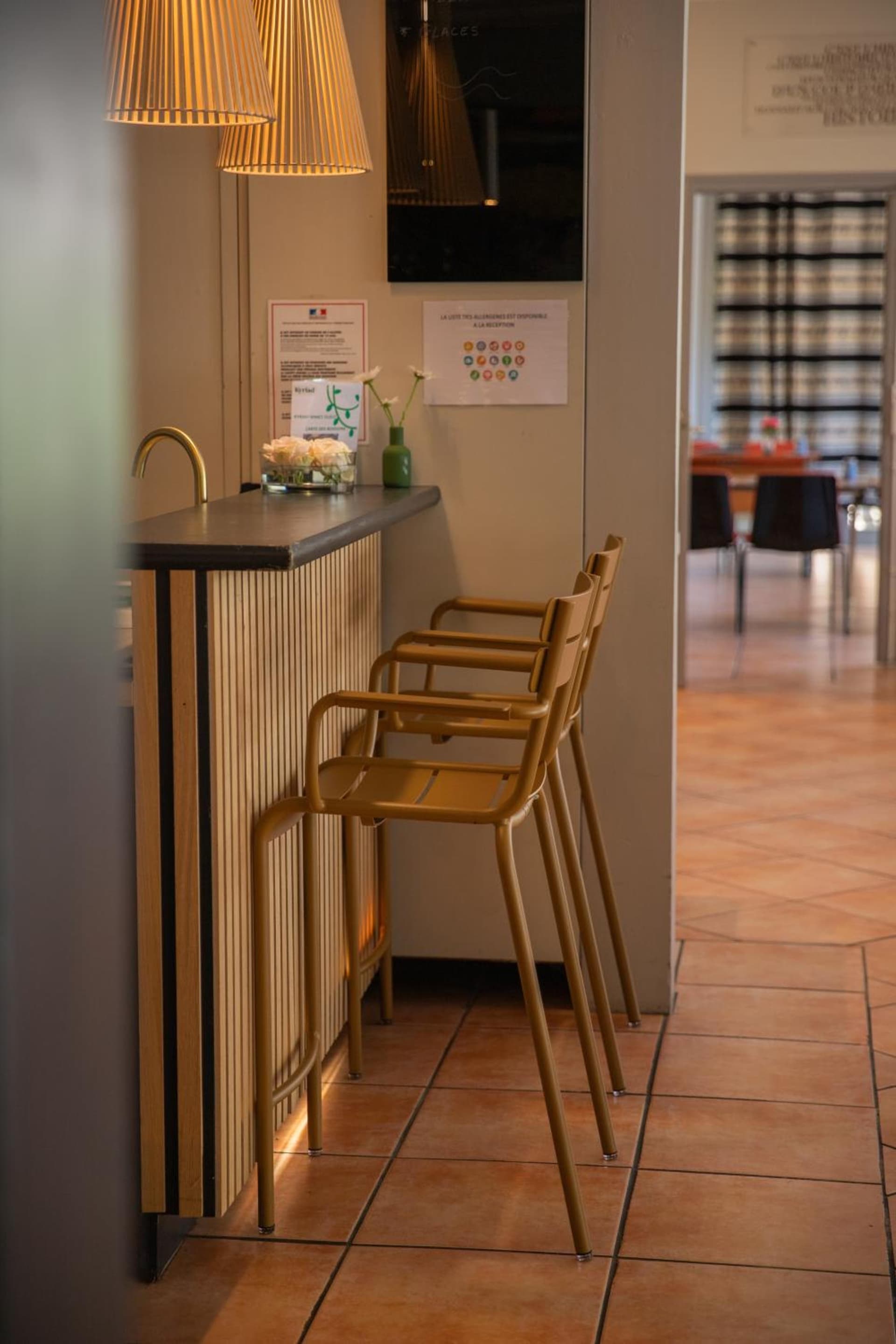 Brit Hotel Confort Nîmes Ouest