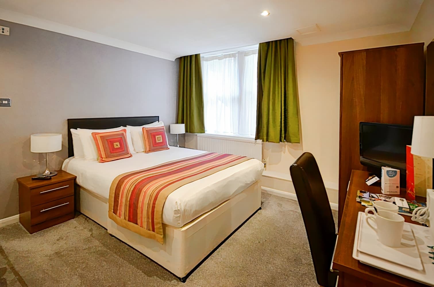 Best Western Burns Hotel