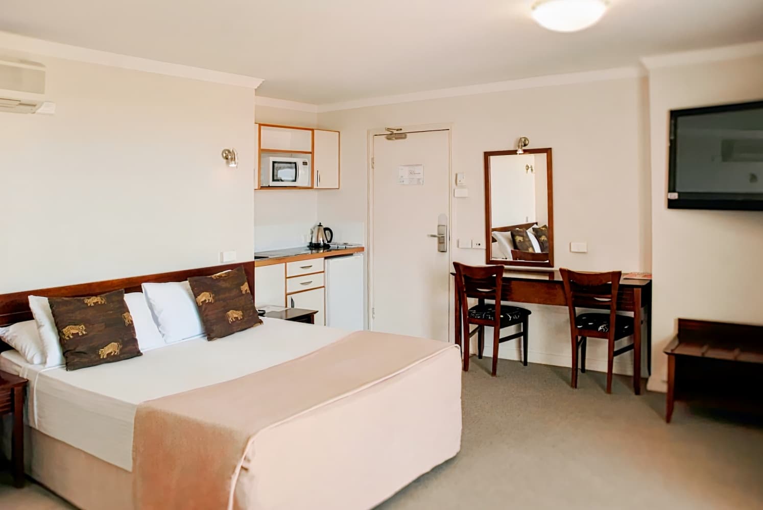 Best Western Astor Metropole Hotel and Apartments