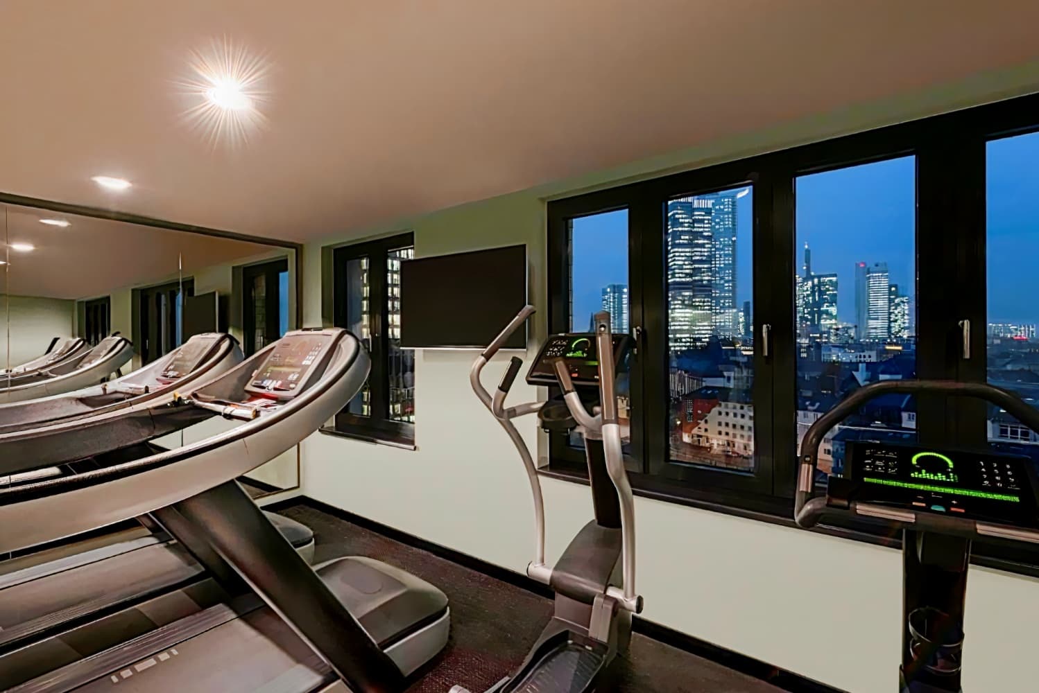 Adina Apartment Hotel Frankfurt Westend