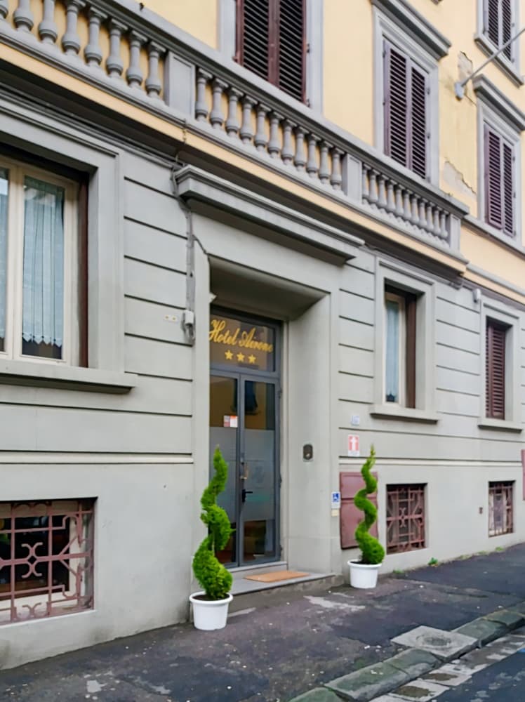 Hotel Airone