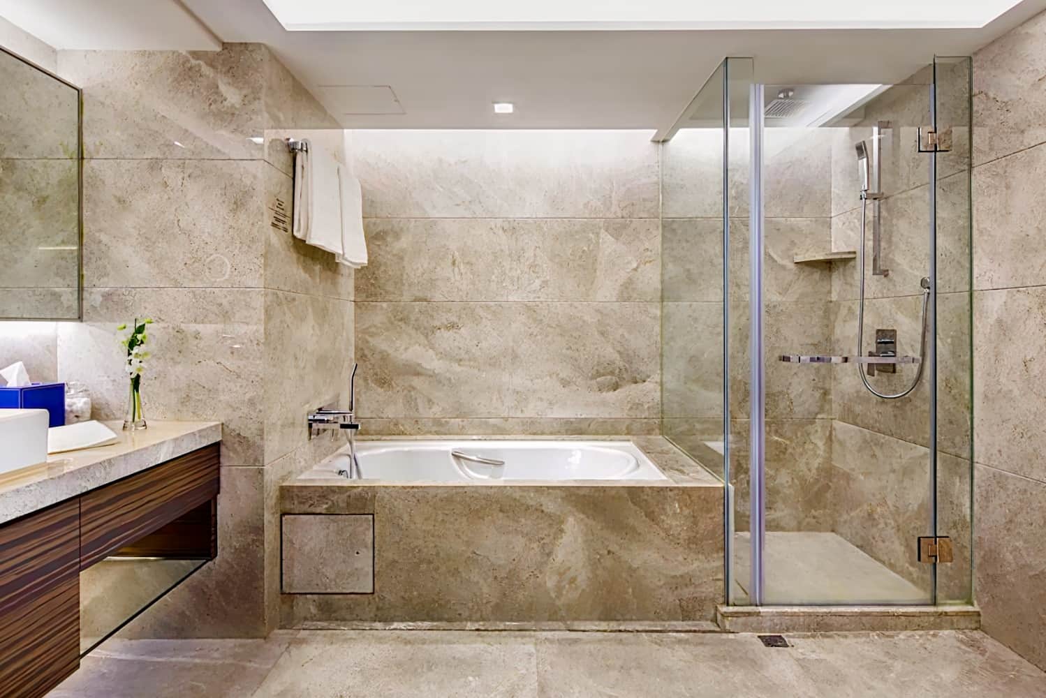 New World Millennium Hong Kong Hotel