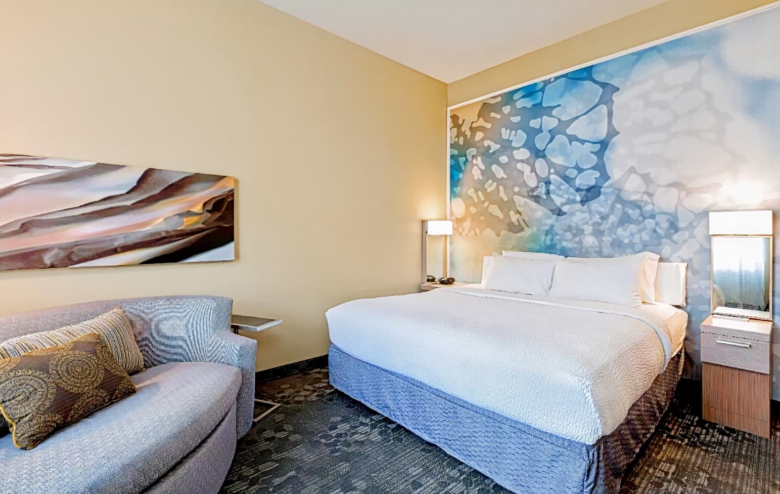 Courtyard by Marriott Austin The Domain Area