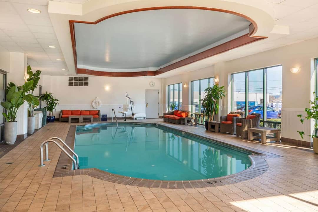 Comfort Inn & Suites Logan International Airport