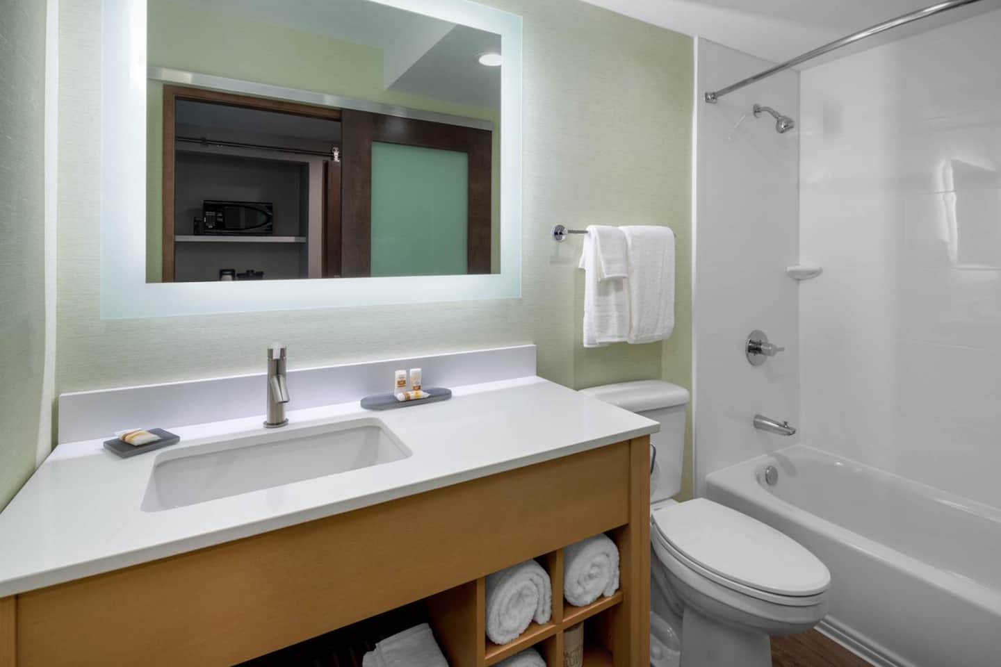 La Quinta Inn & Suites LAX