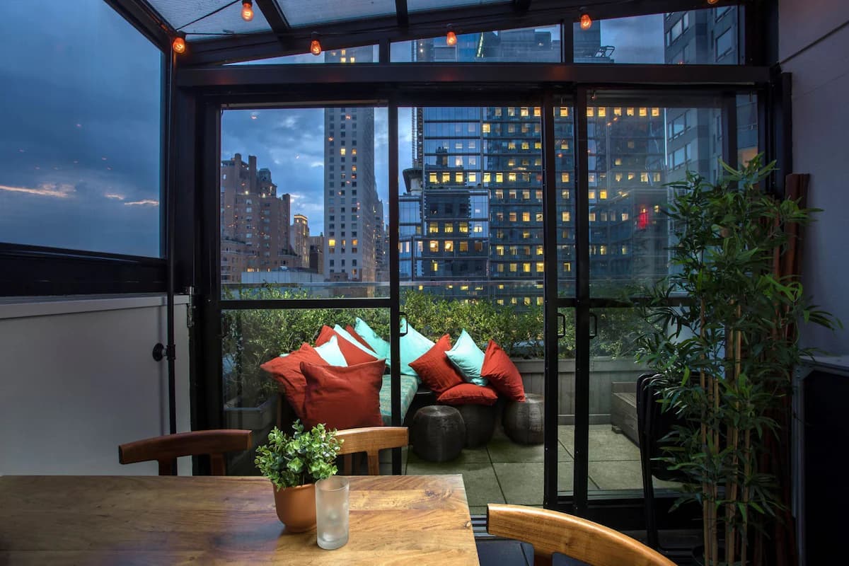 6 Columbus Central Park Hotel