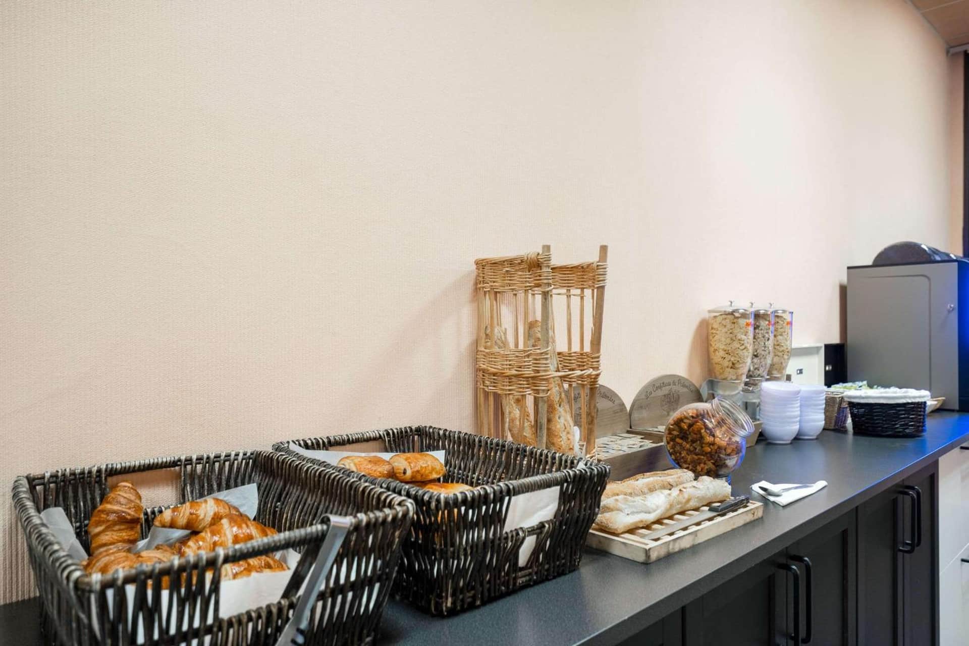 Comfort Hotel Toulouse Sud