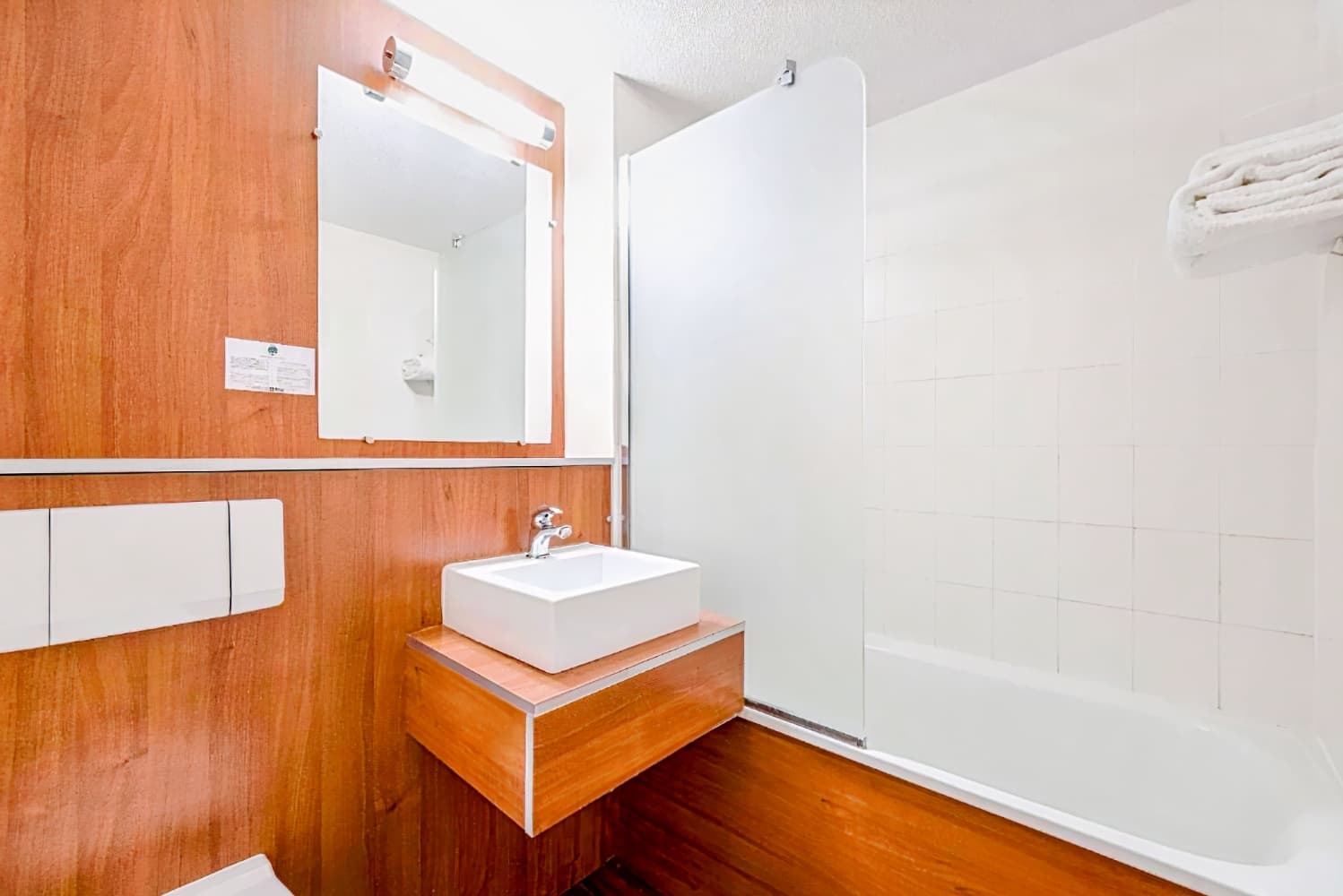 Comfort Hotel Aeroport Lyon St Exupery