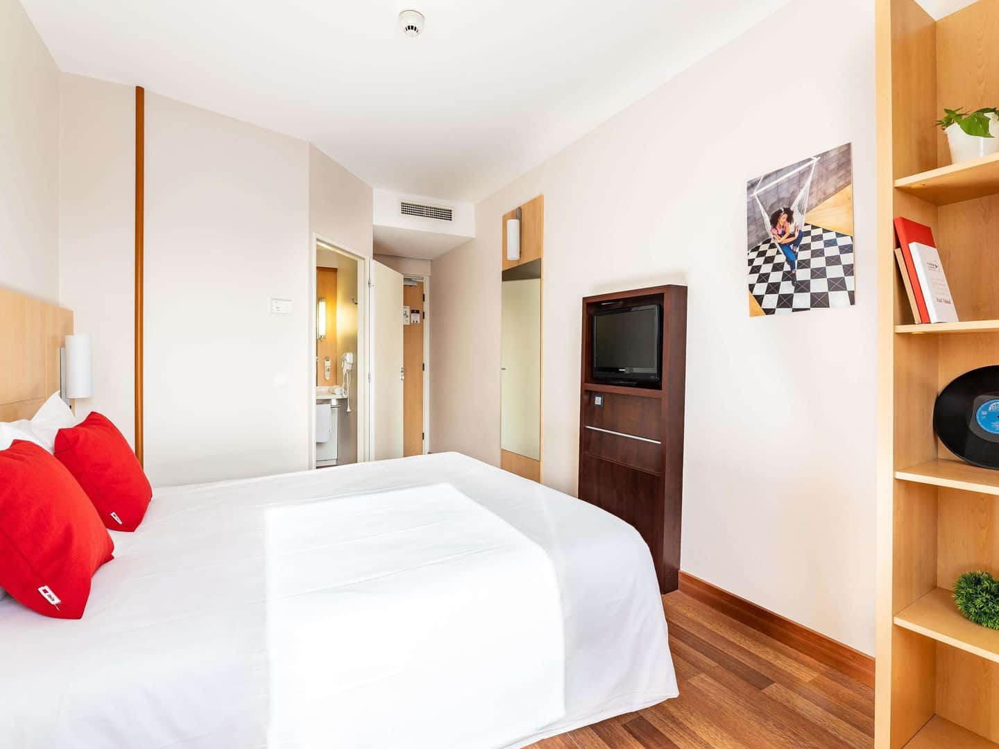 ibis Plzen