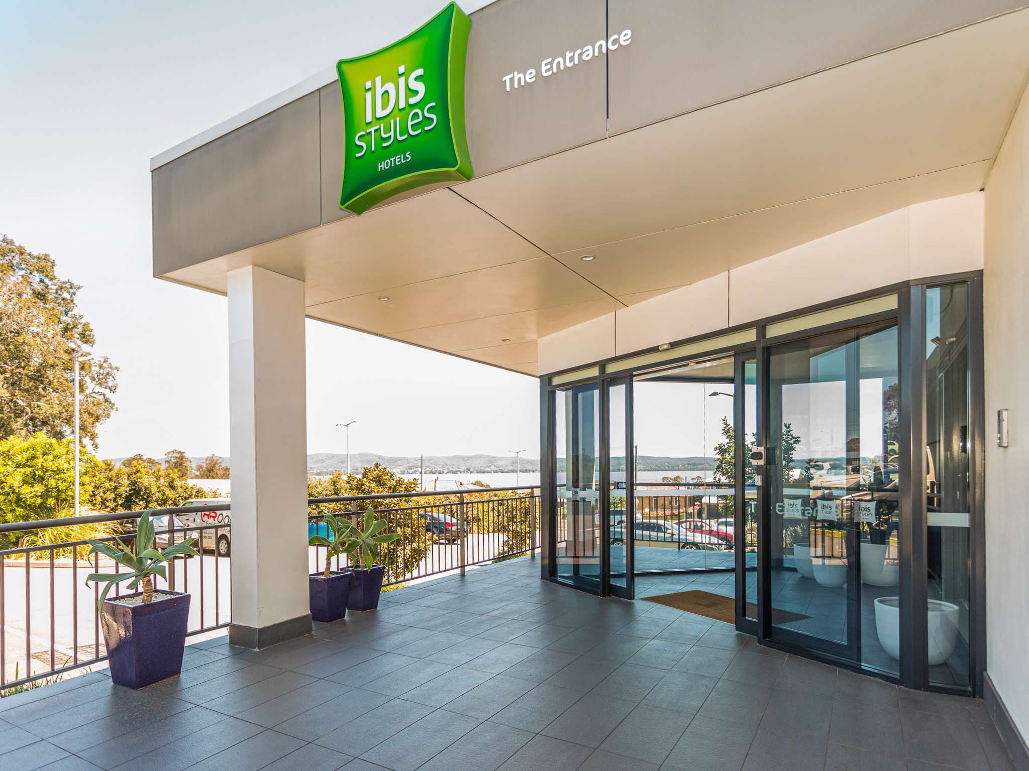ibis Styles The Entrance