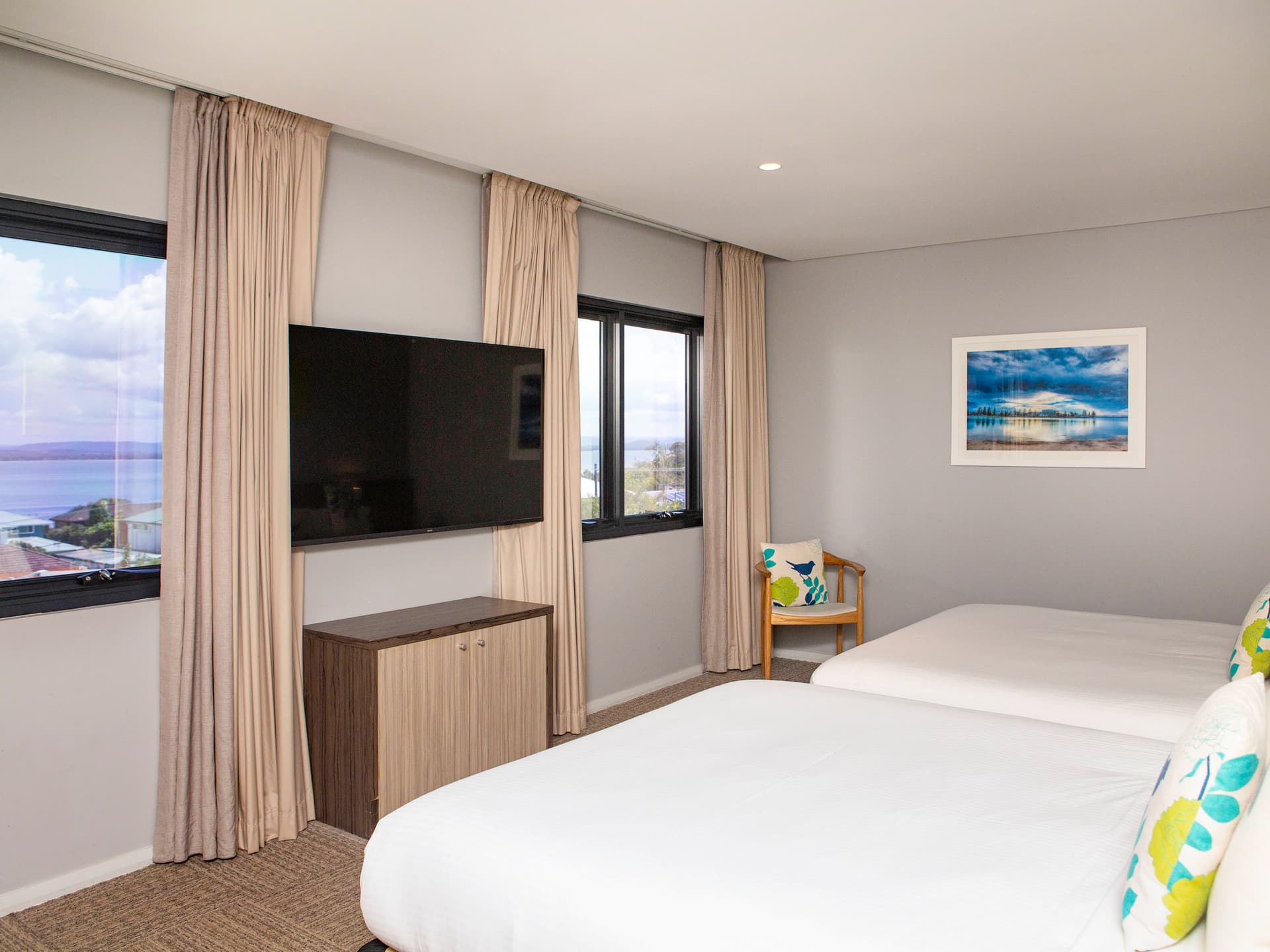 ibis Styles The Entrance