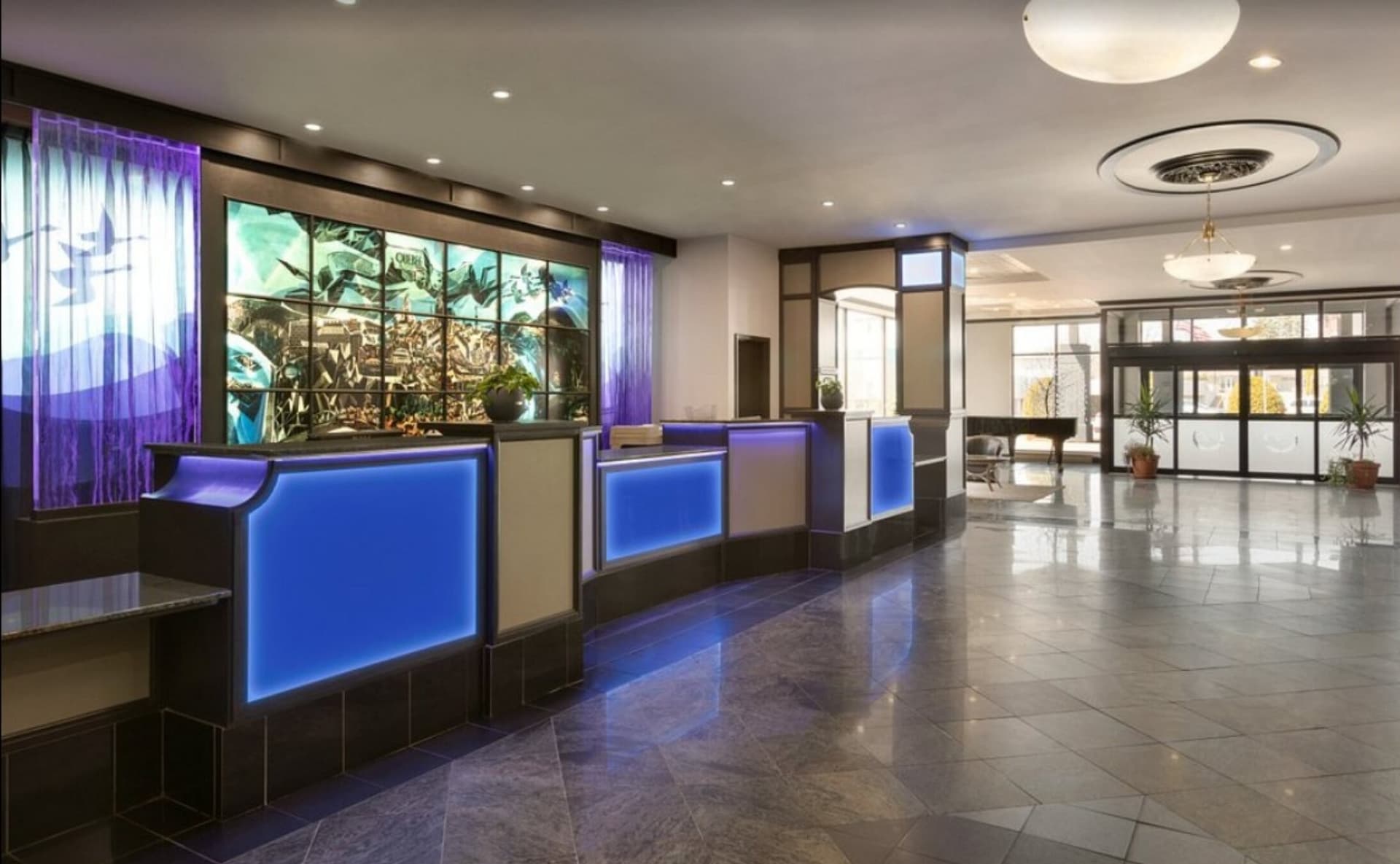 Travelodge Quebec City Hotel & Convention Centre by Wyndham