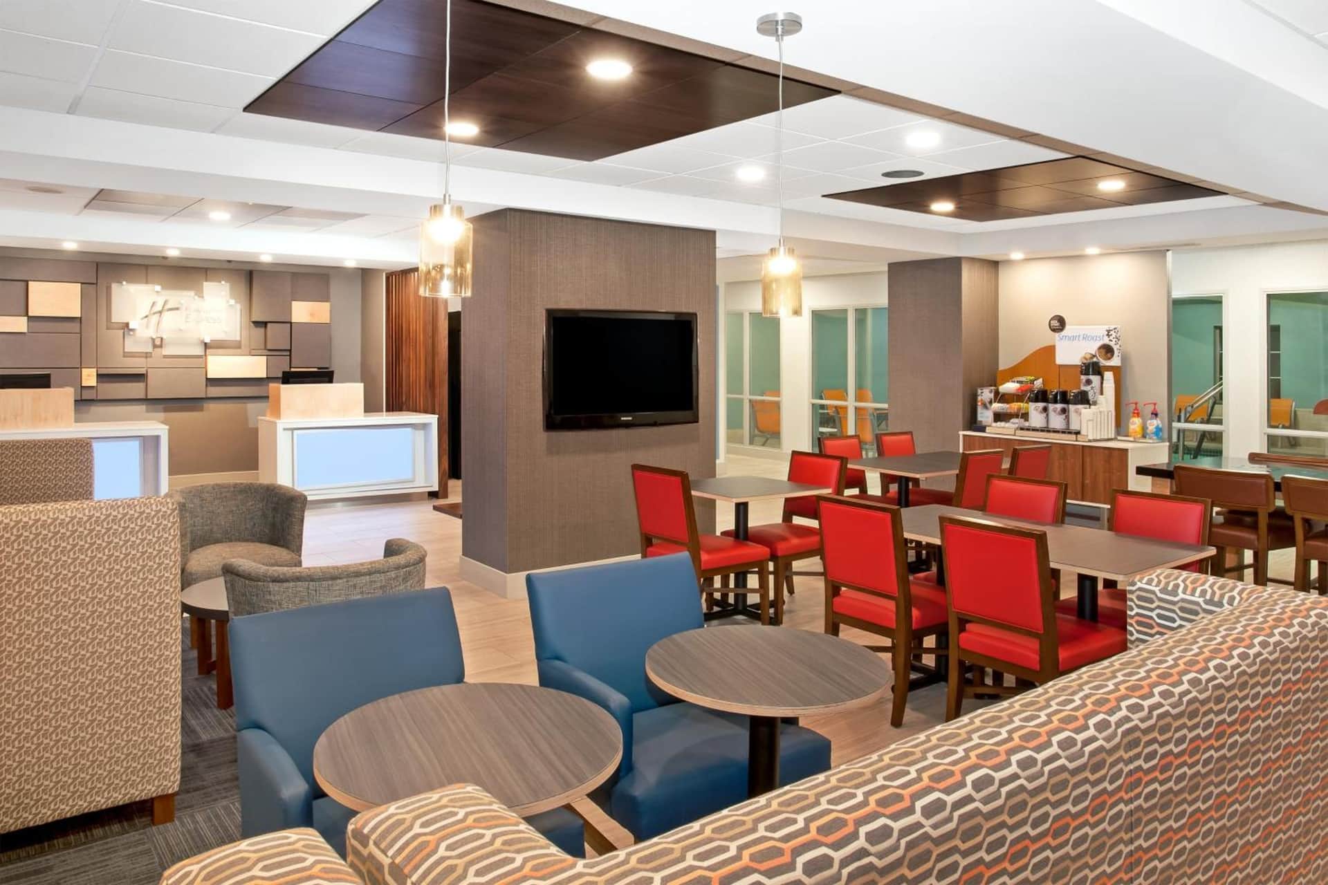 Holiday inn Express Haskell-Wayne Area, an IHG Hotel