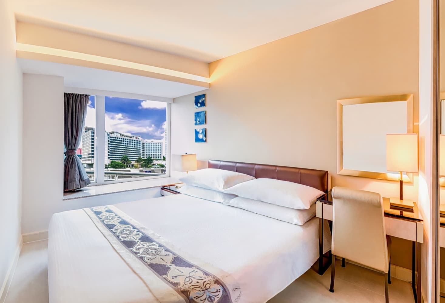 Kowloon Harbourfront Hotel