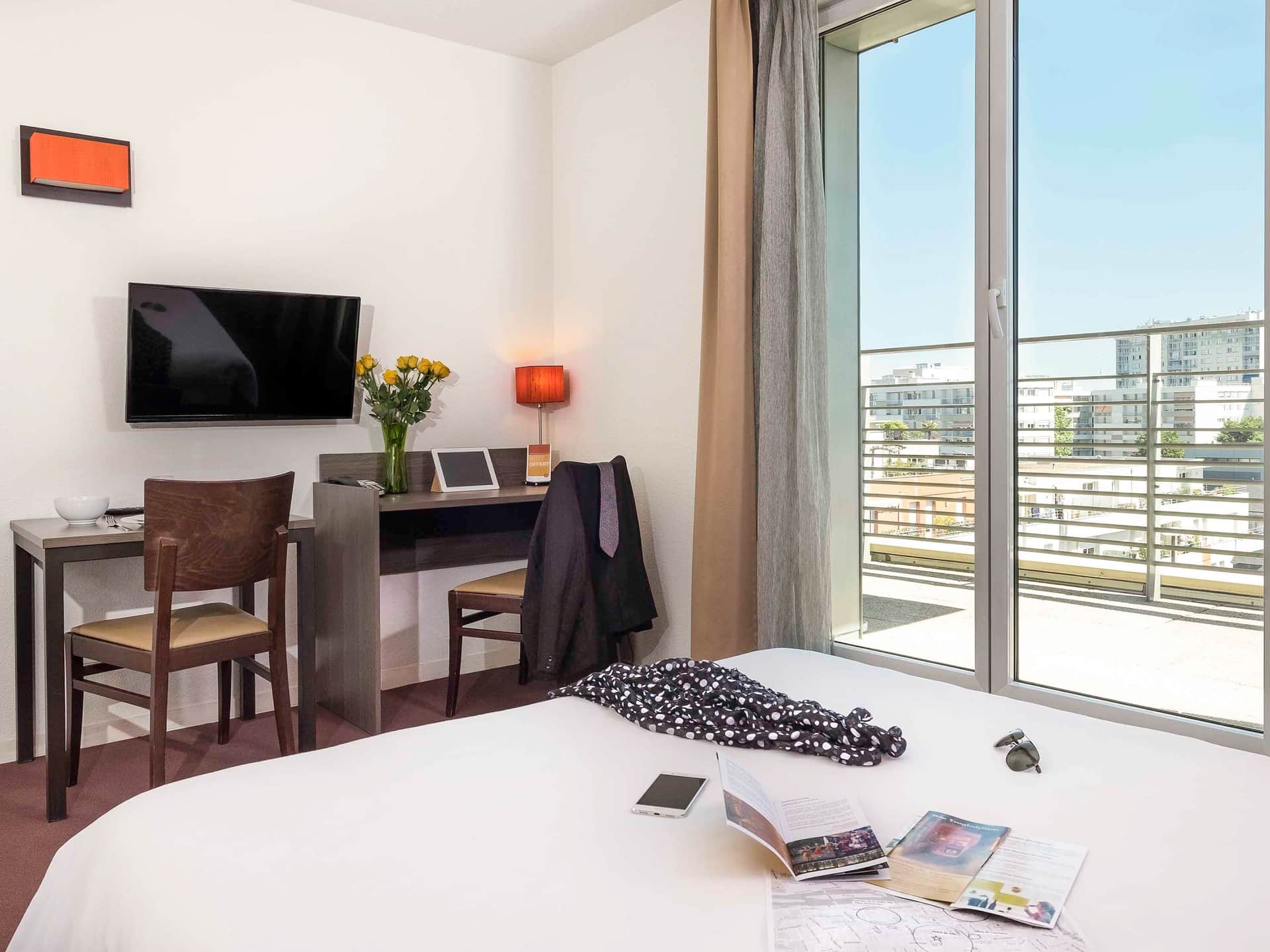 Aparthotel Adagio access Tours