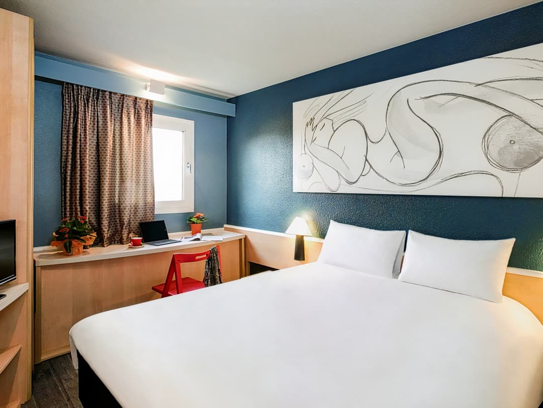 IBIS ORLEANS CENTRE FOCH