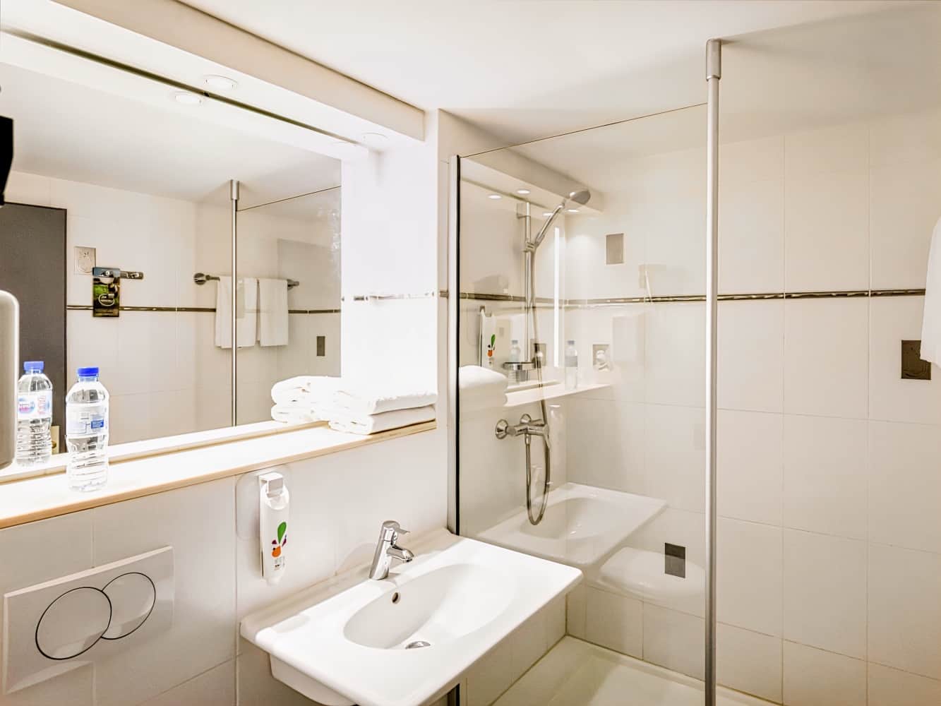 Ibis Styles Douai Gayant Expo Train Station