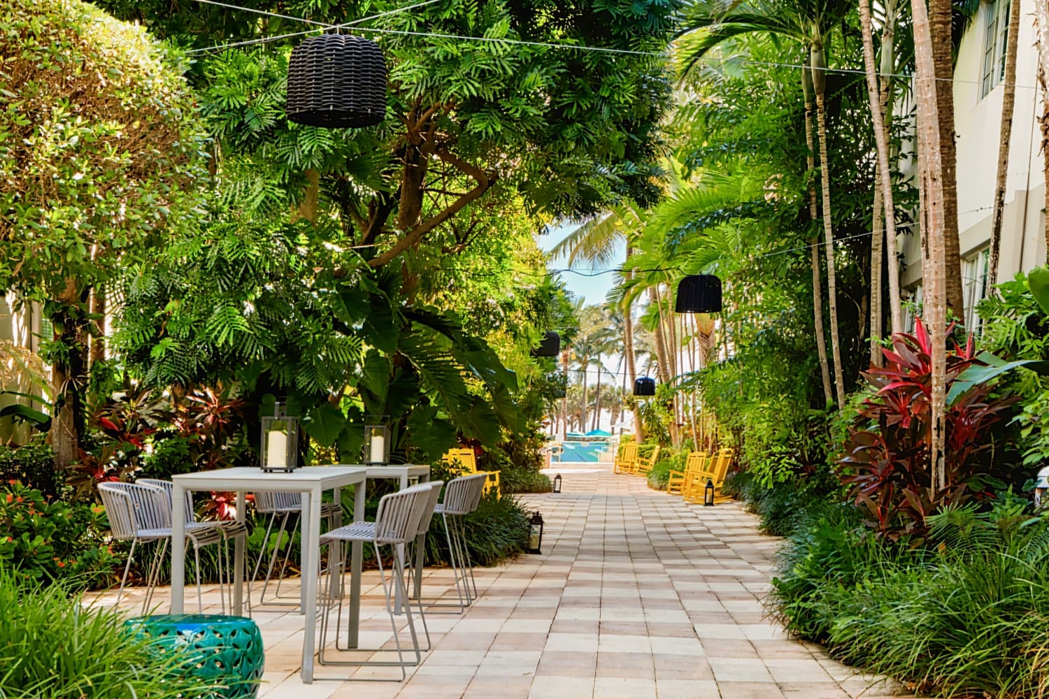 Kimpton Surfcomber Hotel, an IHG Hotel