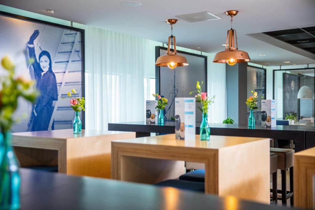 Holiday Inn Express Rotterdam - Central Station, an IHG Hotel