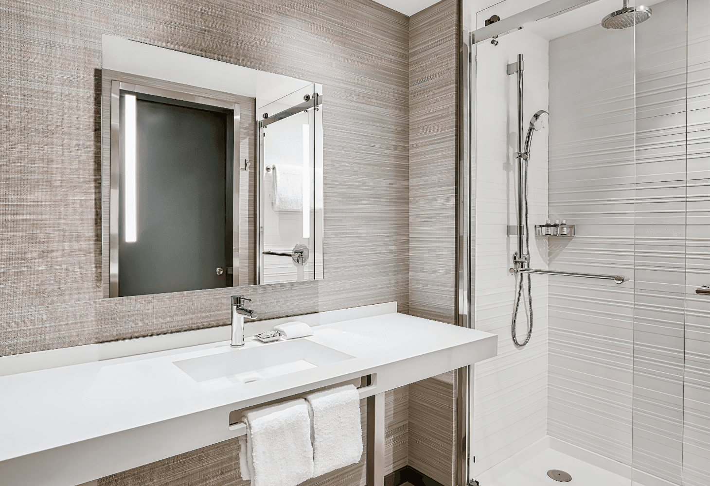 AC Hotel by Marriott Phoenix Biltmore