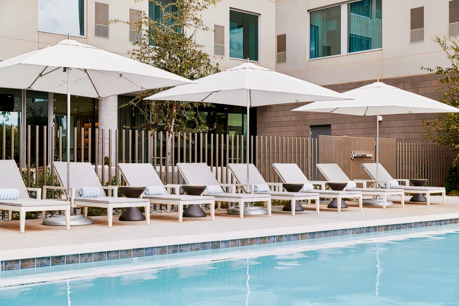AC Hotel by Marriott Phoenix Biltmore