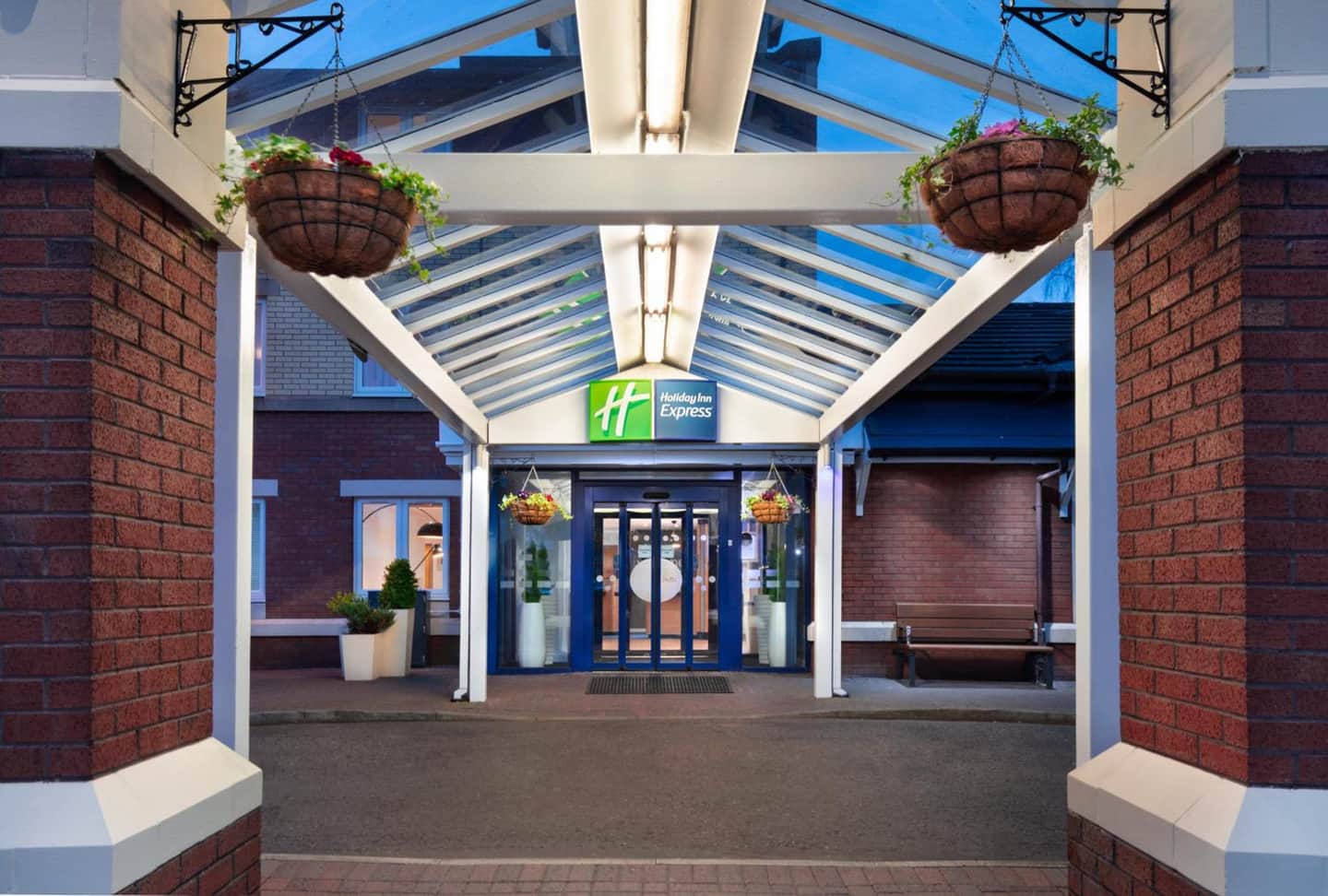 Holiday Inn Express Strathclyde Park