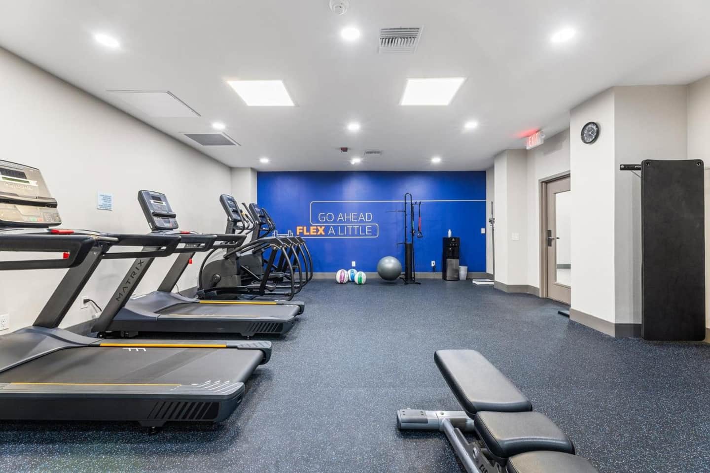 Holiday Inn Express Van Nuys