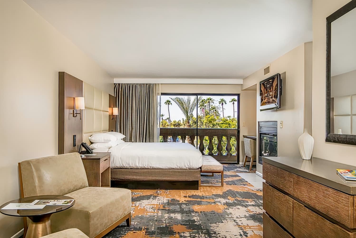 Hilton Phoenix Resort at the Peak