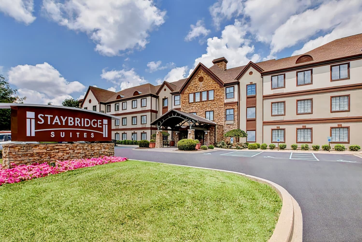 Staybridge Suites Louisville - East