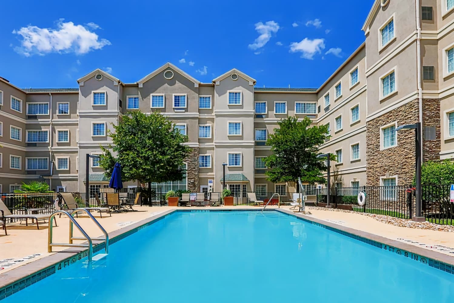 Staybridge Suites Austin Airport