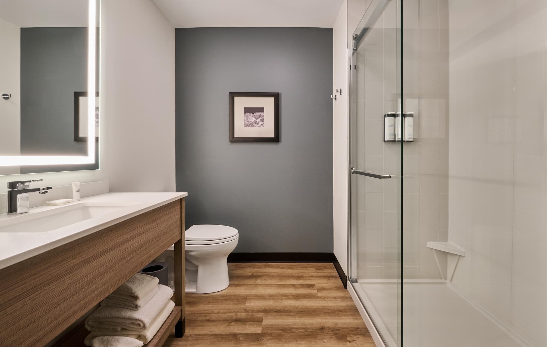 Holiday Inn Express Philadelphia Airport by IHG